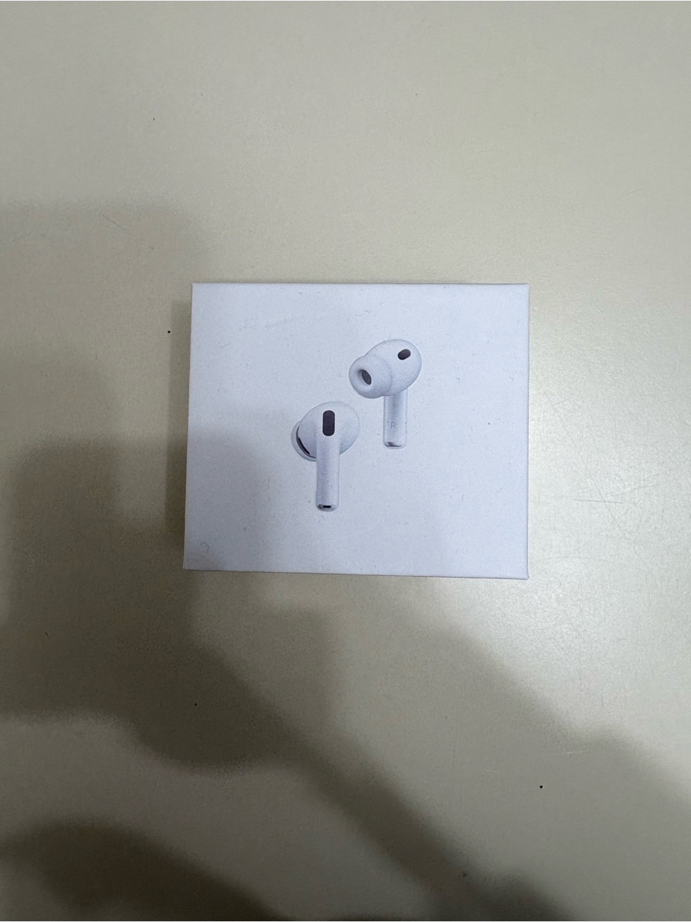 Apple Wireless Earbuds - White Charging Case Included